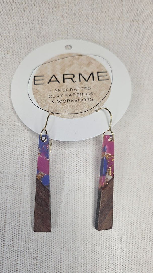 Earme Resin/Wood Earring NEW