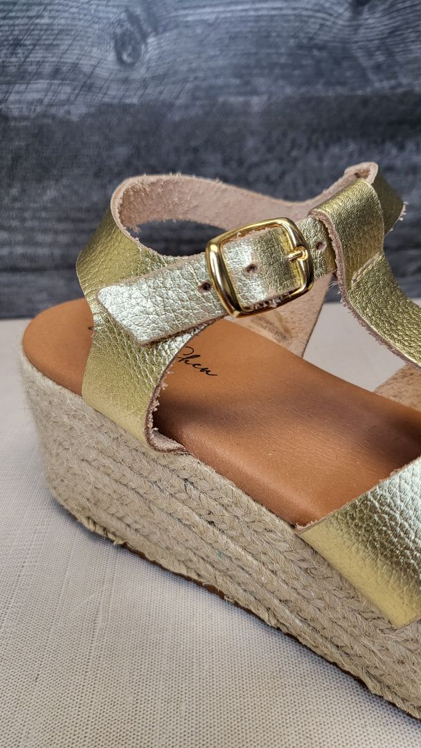 Shelly Shen Gold Espadrille Wedge (41)