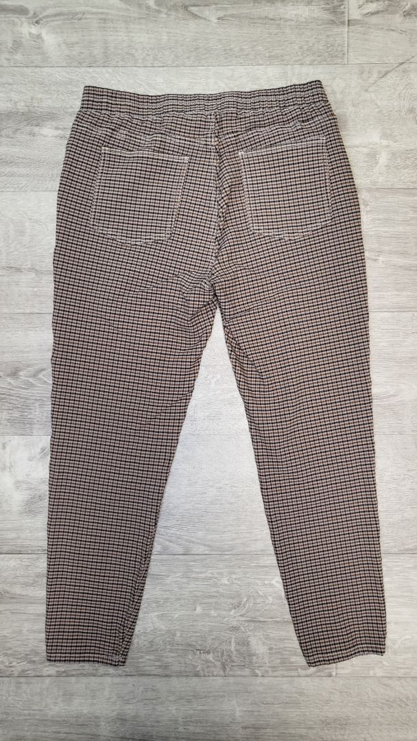 Monaco Check Jogger Jean (14)