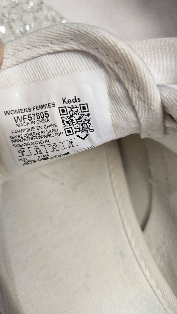 Keds New York Triple Glitter Sneaker (36)