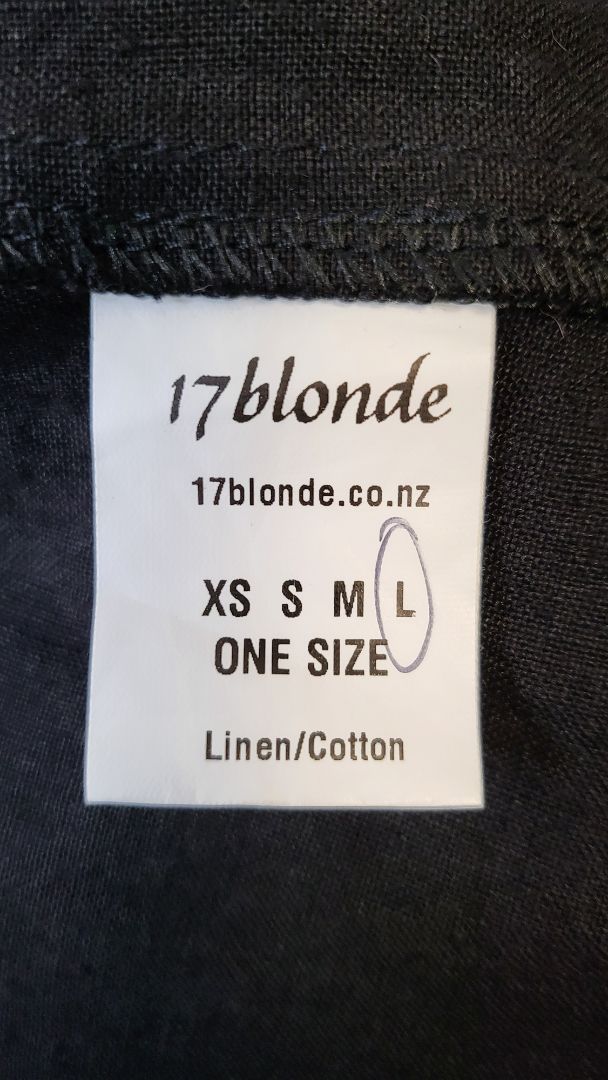 17 Blonde Black Linen Midi Skirt (16)