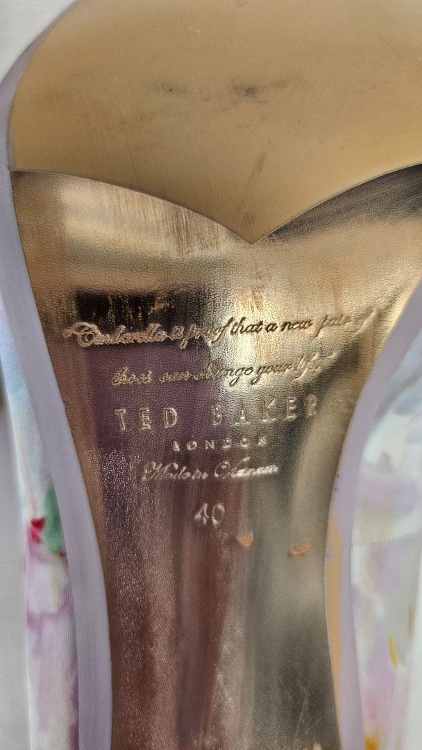 Ted Baker Floral Point Heels (40)