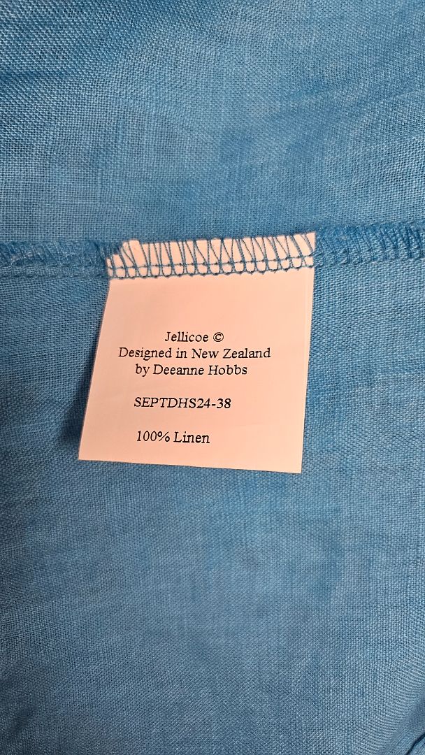 Deanne Hobbs Blue Linen Shirt (14-16)