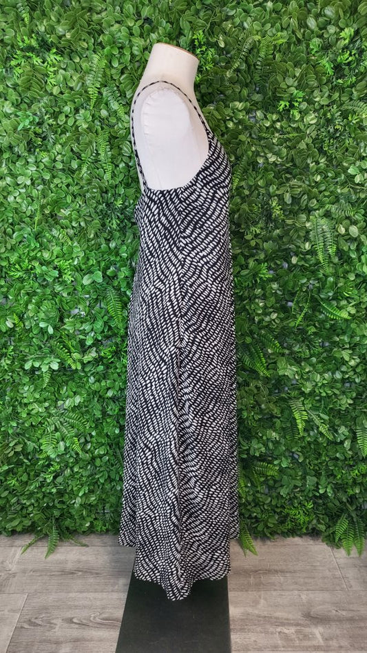 Repertoire Black/White Charm Slip Dress (12)