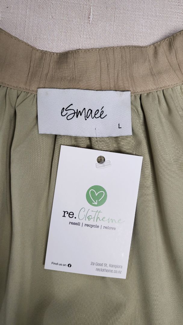 Esmaee Beige Stage Dress (16)