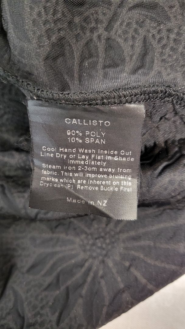 Women Black Velvet Gown (12)