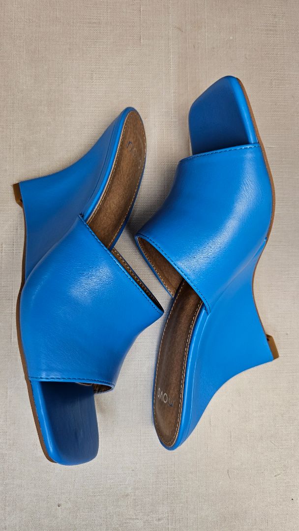Novo Blue Wedge Heel NEW (8)