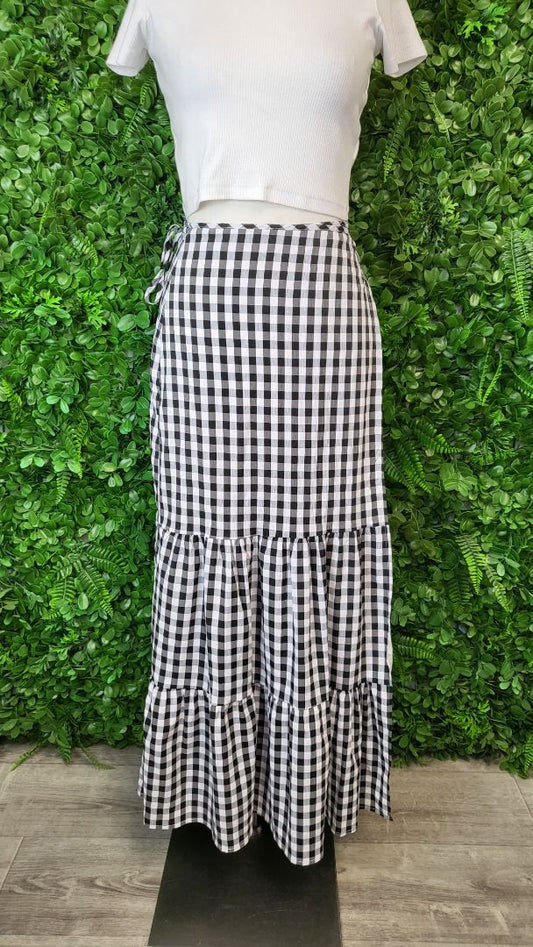 Minx & Moss Gingham Wrap Skirt (12)