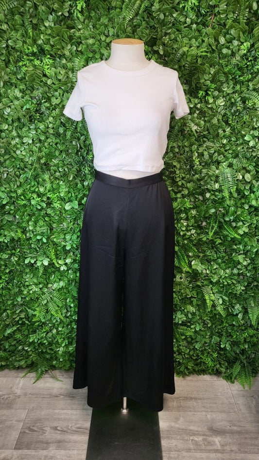Liam Black Wide Leg Crop Pant (10)