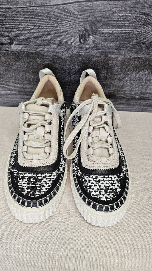 Hael & Jax Multi Prince Sneaker NEW (37)