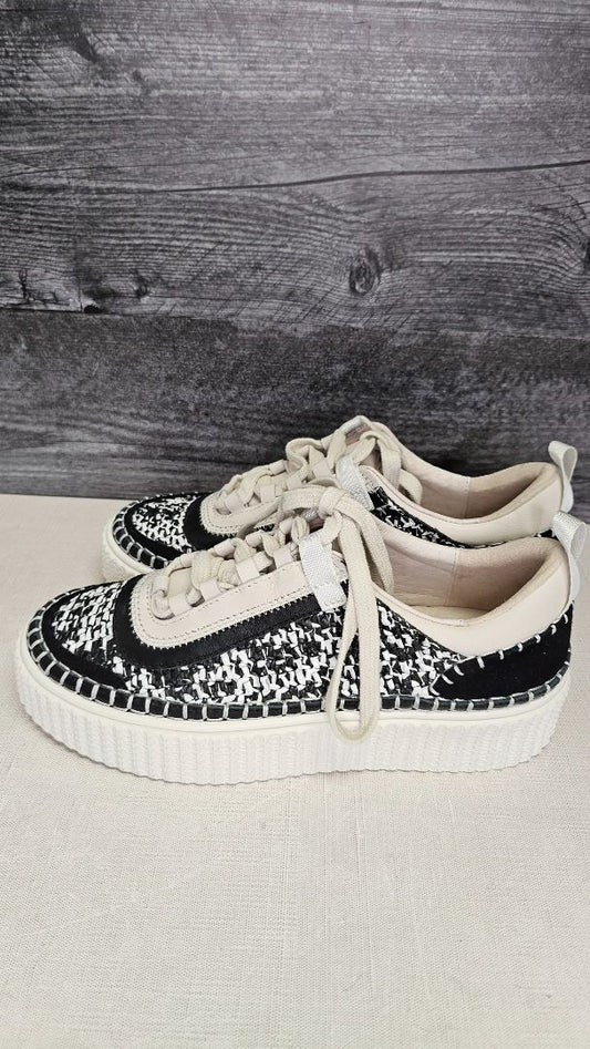 Hael & Jax Multi Prince Sneaker NEW (37)