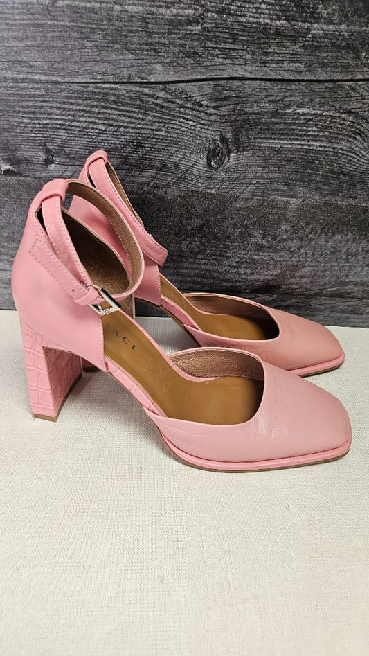 Mi Piaci Pink Mary Jane Pump (41)