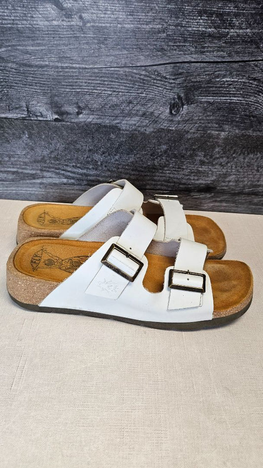 Fly London White Leather Sandals (40)