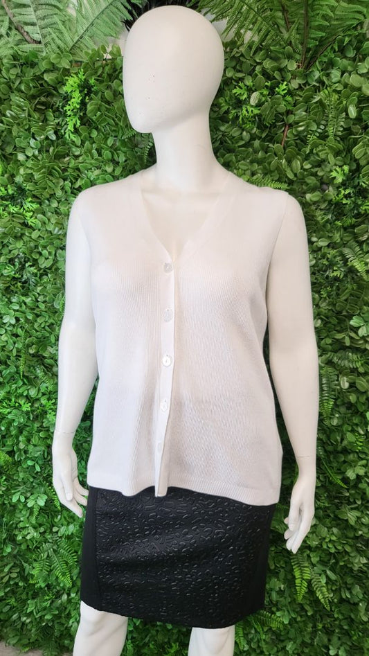 Sportscraft White Cotton Vest BNWT (14-16)