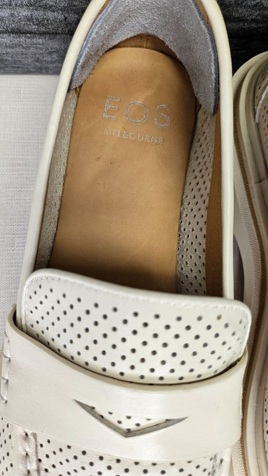 EOS Bone Sumiya Loafer NEW (40)