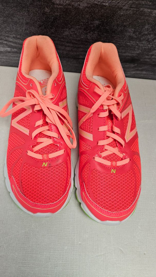 New Balance Coral 690v3 (37.5)