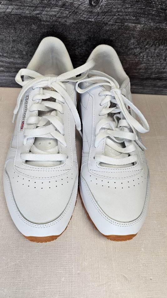 Reebox White Low Top Sneaker (40.5)