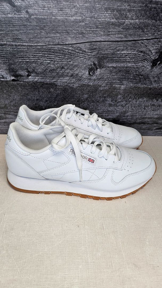Reebox White Low Top Sneaker (40.5)
