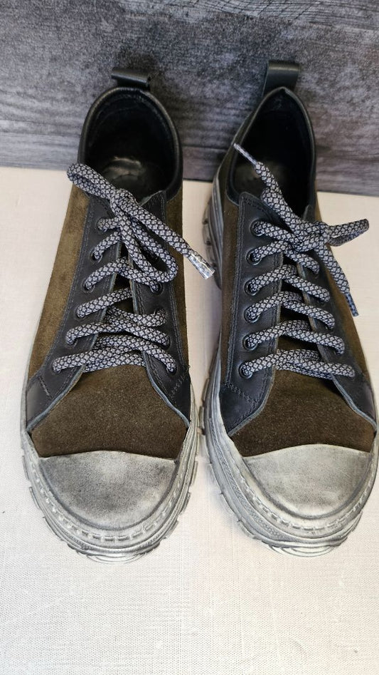 Lesana Forest Green Leather Sneaker (40)