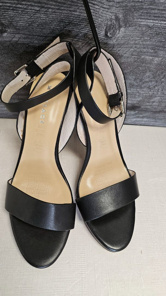 Mi Piaci Black Strappy Heel (38)