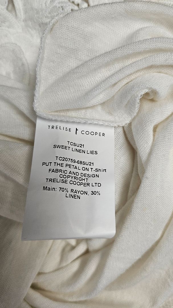Trelise Cooper Off White Put The Petal On T-Shirt (10)