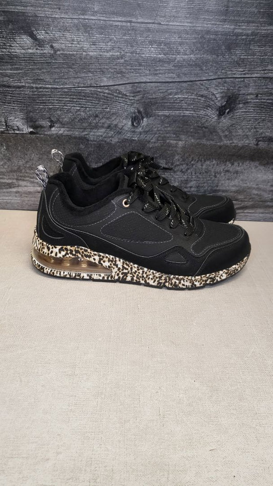 Skechers Black Uno Golden Trim Sneaker BNWT (40)