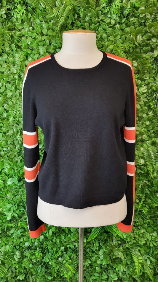 The Letter Q Black Crew Neck Knit (10)