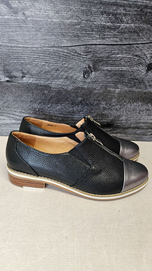 Isabella Anselmi Silver/Black Zip Flats New (37)