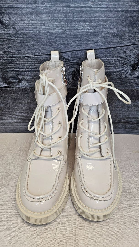 Django & Juliette Cream Patent leather ankle boots (37)