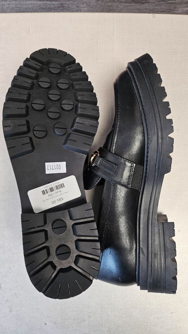 Isabella Anselmi Black Leather Loafer (39)