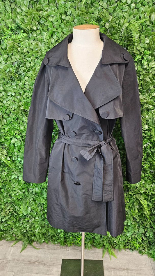Stitches Black Light Trenchcoat (12)