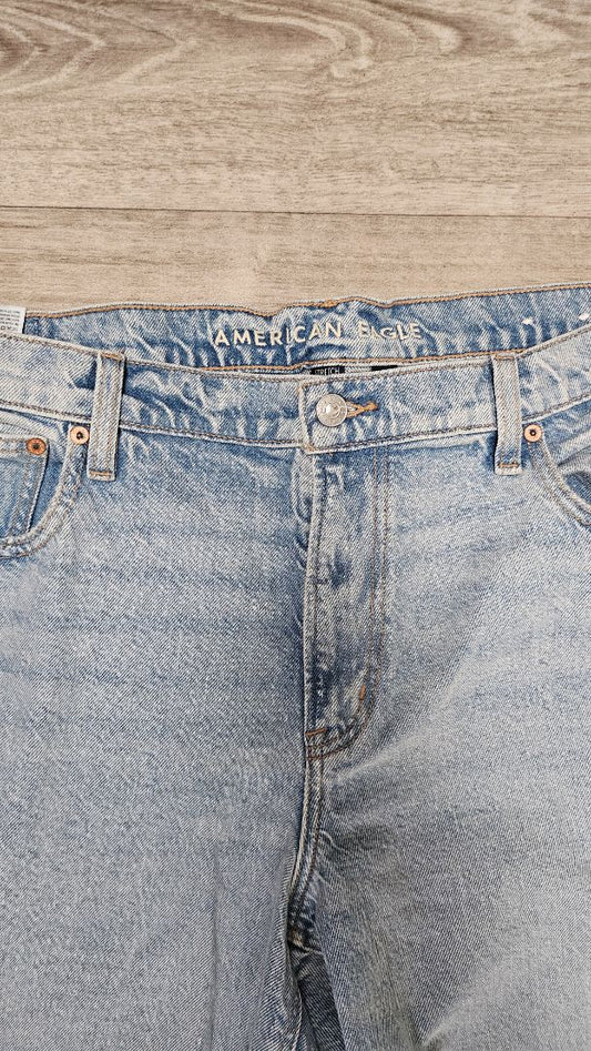 American Eagle Washed Barrel Jean (16)