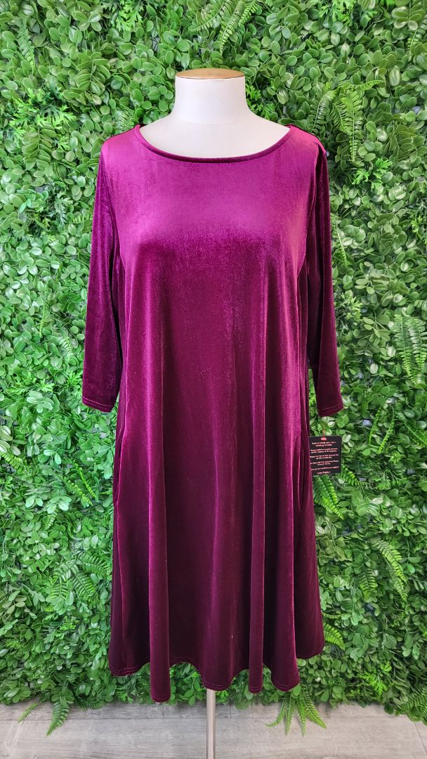 Popsy Claret Velvet Swing Dress BNWT (18) – re.clotheme