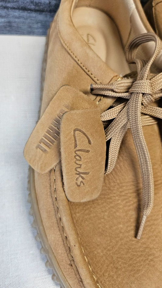 Clarks Tan Shoes (41)