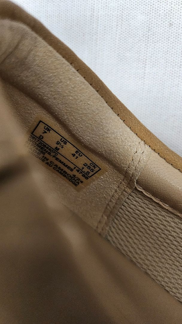 Clarks Tan Shoes (41)