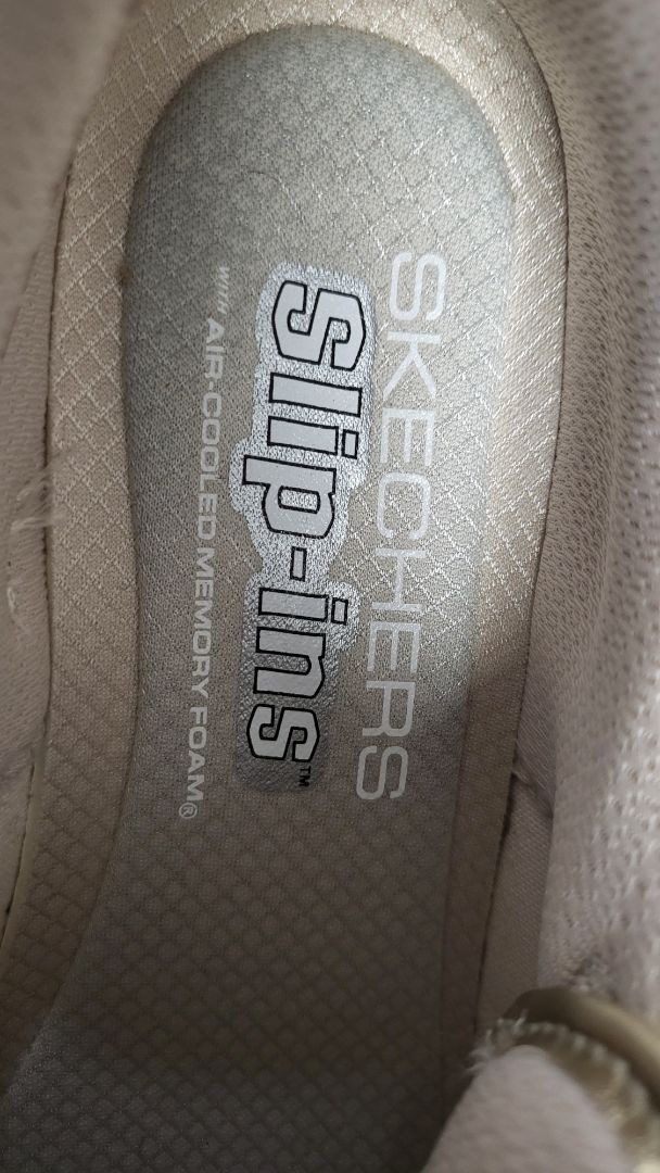 Skechers Natural Radiant Roar Sneaker NEW (38)
