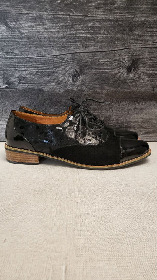 Bresley Black Patent Toe Lace Ups (42)