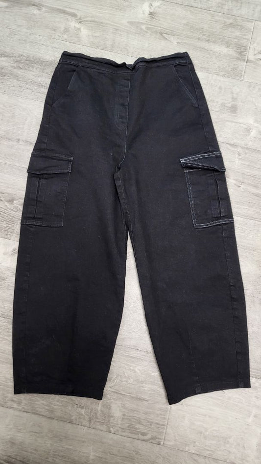 Brooklyn Black Barrel Jeans (12)