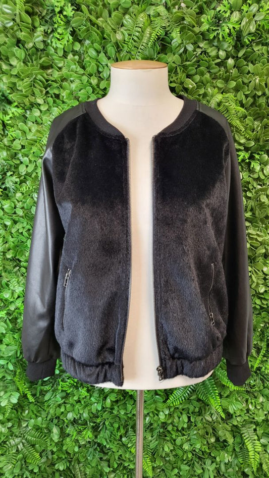 Drama Black Faux Fur Bomber (10)