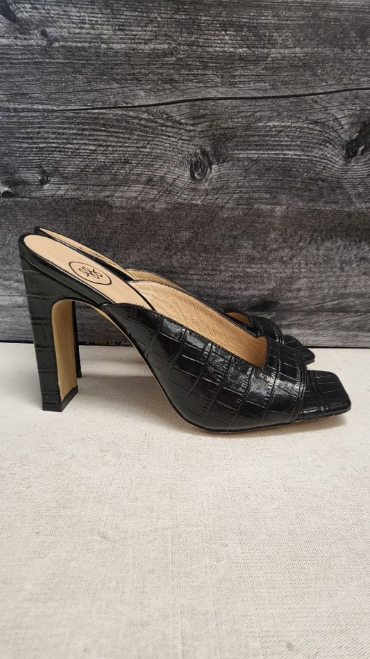 Sole Black Mule Heel (40)