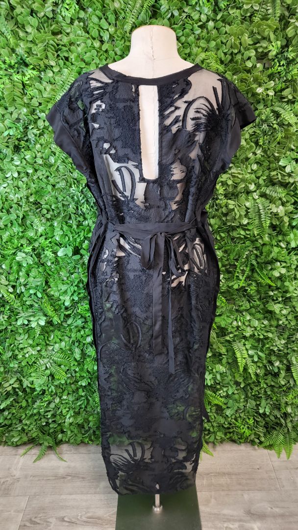 Taylor Black Solace Dress (12-14)