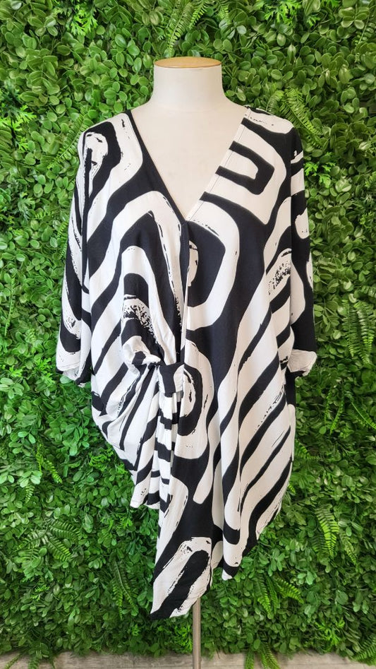 Donna Donna B/W Gather Top (18)
