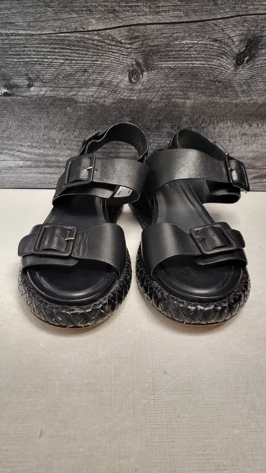 Elvio Zanon Black Thora Flatform (41)