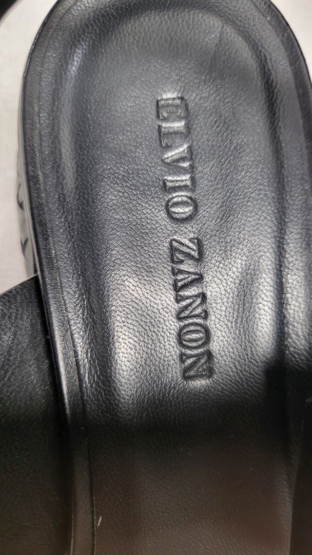 Elvio Zanon Black Thora Flatform (41)