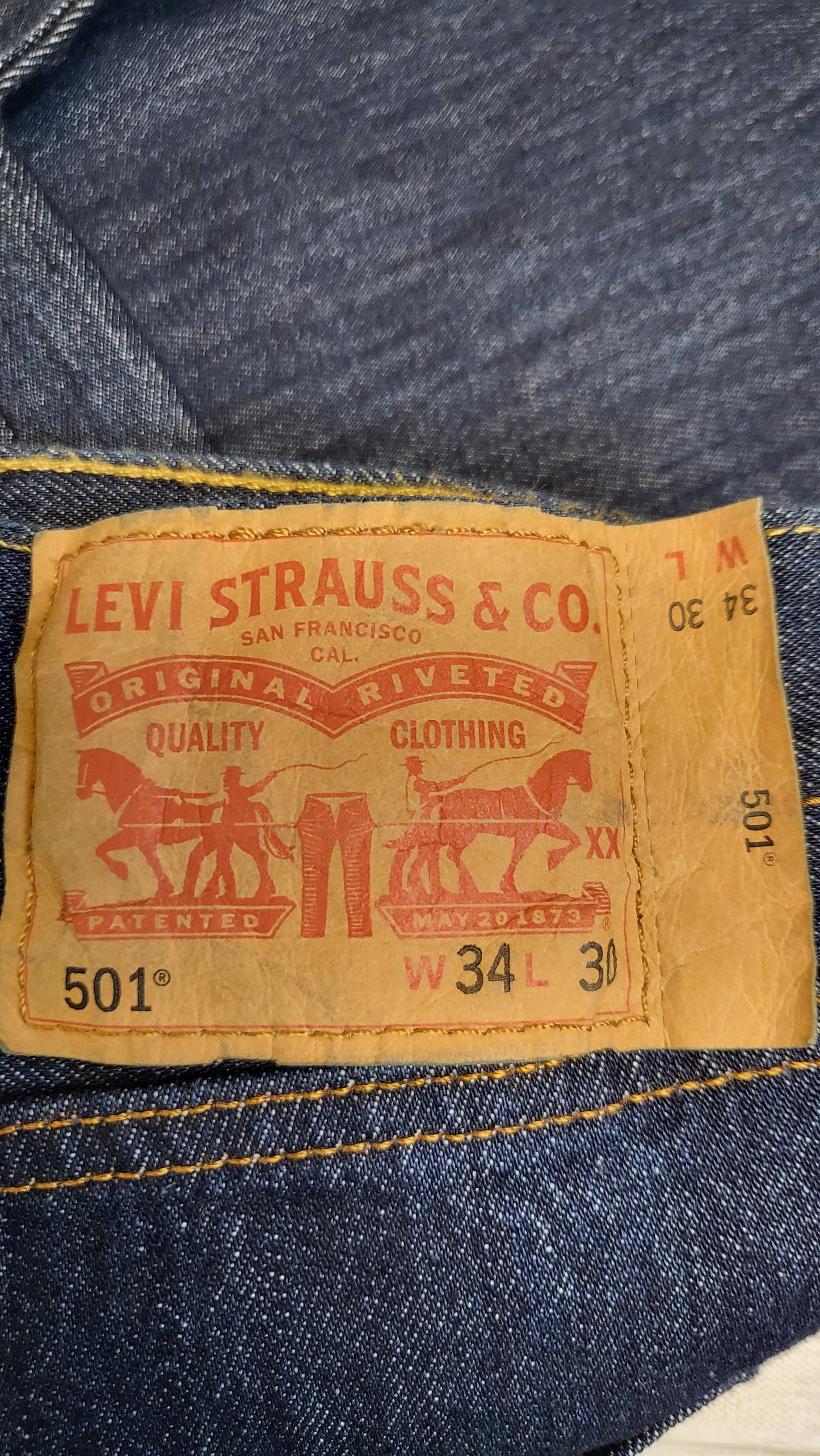 Levis Ink 501 (16) NEW