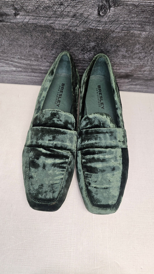 Bresley Green Velvet Loafer (38)