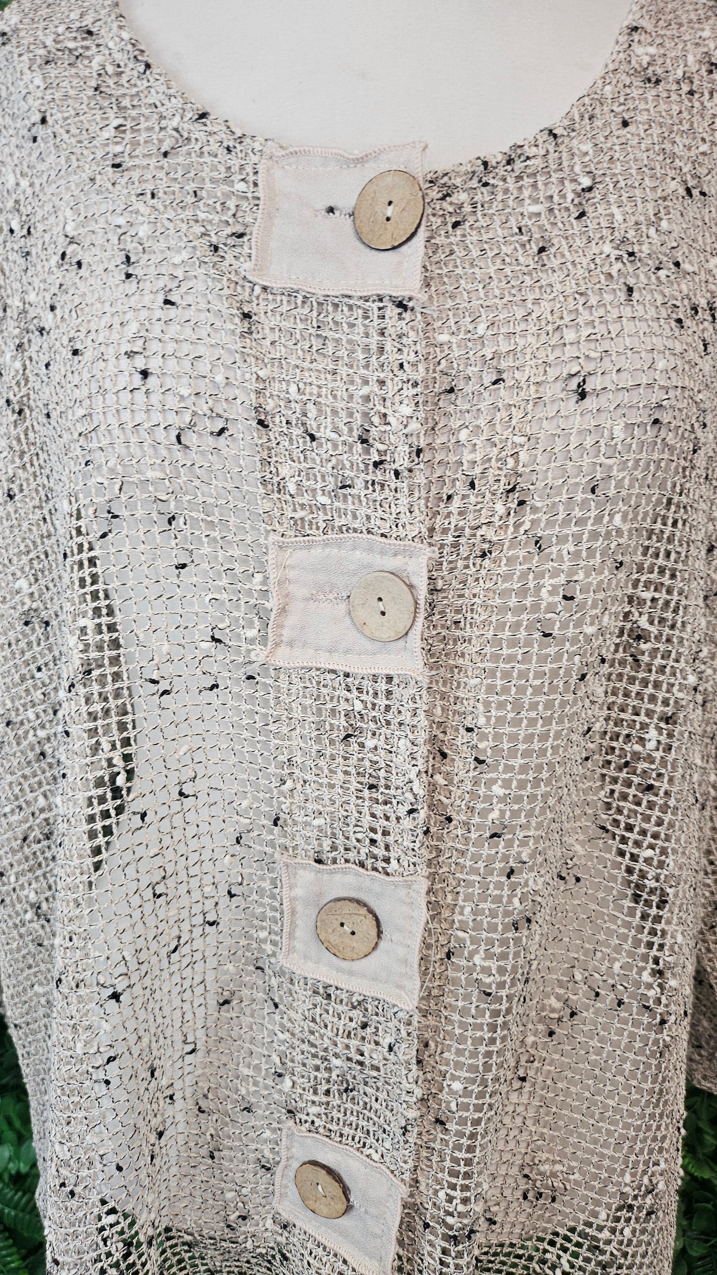OLLA OH Natural Mesh Button Cardigan BNWT (16-18)