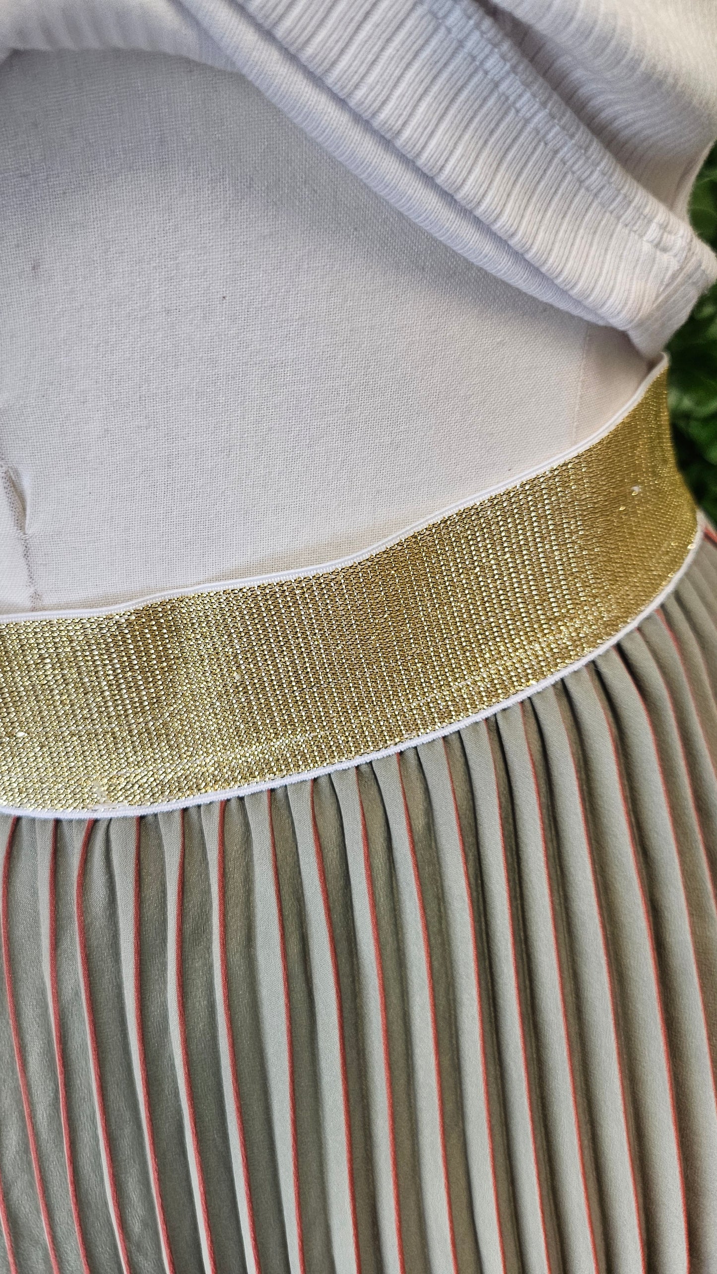 Stella+Gemma Ombre Pleat Skirt (10)