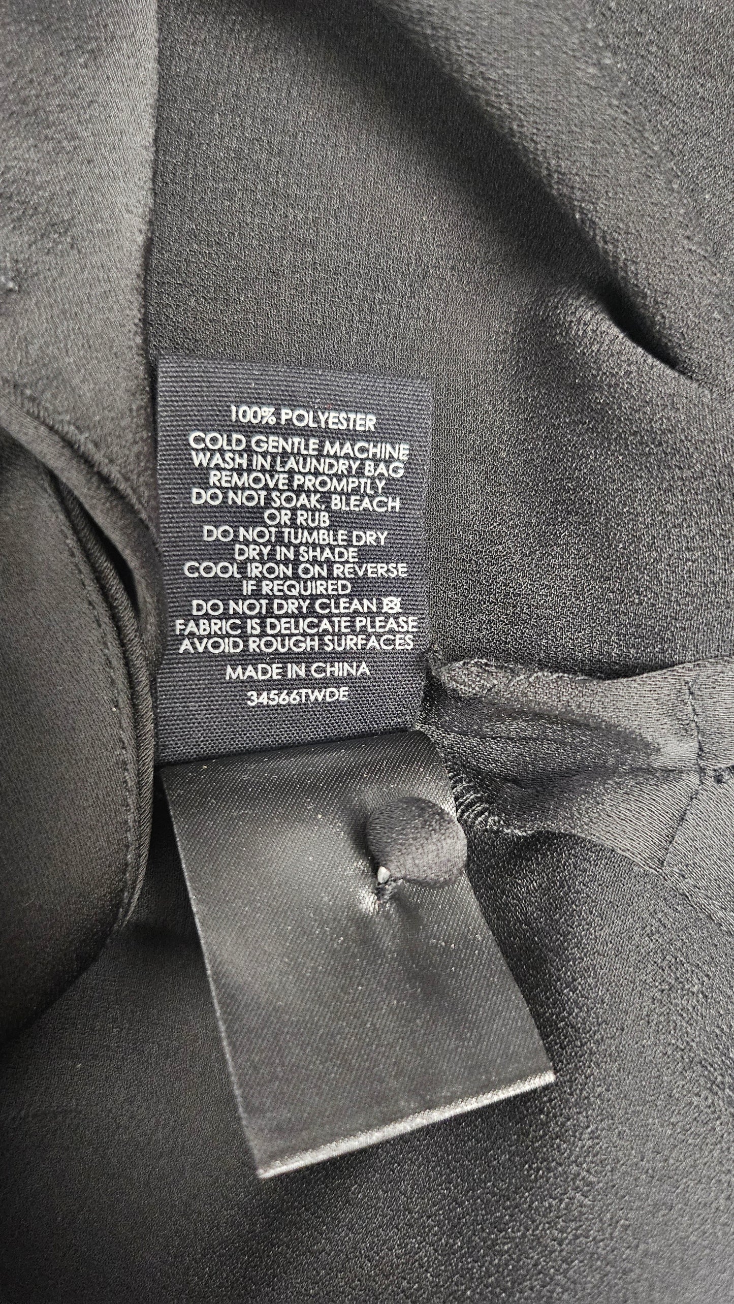 Decjuba Black Alex Satin Top BNWT (12)