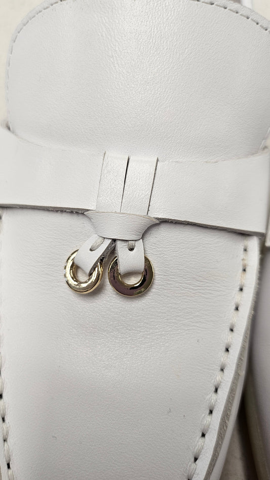 Isabella Anselmi Vintage Cream Slip On Loafer (37)